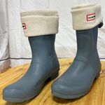 Hunter Rubber Waterproof Short Boot with Socks Liner Blue/White Women's Size 10 Photo 1