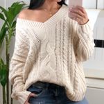 LUXE Oatmeal cable knit sweater Photo 1