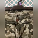 Old Navy  Rockstar women’s Camouflage Pants size 14 Photo 3