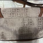 Tommy Hilfiger monogram crossbody bag Photo 1