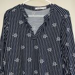 Profile Women’s  Appearance Blouse Size M Photo 1