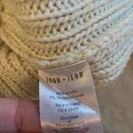 John + Jenn Ivory and gold fleck sweater size M Photo 6