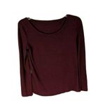 Xhilartion Medium burgundy Red Long sleeve Tee shirt 31k Photo 0