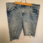 Old Navy  Rockstar Super Skinny Cut Off Shorts Light Wash Photo 1