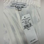 American Eagle  Outfitters White Off the shoulder floral blouse Size Small NWT Photo 4