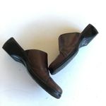 Clarks MULES BROWN LEATHER SHOES WOMENS SIZE 8.5M SLIP ON Photo 5