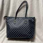 Stylish Black and Gray Tote Bag Photo 0