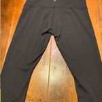 Lululemon Women’s  Black Crop Leggings Sz 8 Photo 8