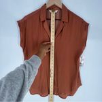 Nine West  Terracotta Lightweight Satin Button-Down Cap Sleeve Shirt NWT Size S Photo 7