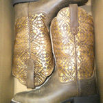 Ariat New NWT NIB Boots Womens 7 Round Up Western Metallic Copper Blanket Emboss Photo 0