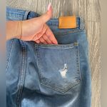 Avec Les Filles  - Mid Rise Ankle Cropped Light Wash Distressed Jeans - Size 29 Photo 8
