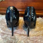 L.A.M.B. Gwen Stefani Wilson Black Mixed Leather Silver Trim Cut Out 3-Strap Pointy Toe Zip Heels $295 EUC 8.5 Photo 5