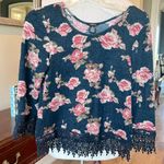 Rue 21 Soft Stretchy Comfy Top Lightweight Sweater Womens Medium Navy Blue Floral Photo 2