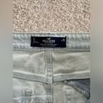 Hollister NWT ULTRA HIGH-RISE MOM SHORT 3" patch Jean shorts size 35 Photo 2