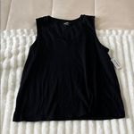 Old Navy NWT  Women's Black Sleeveless Top Photo 0