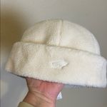 Anthropologie  Wyeth Karhu Sherpa Fleece Beanie One Size NWT Photo 1