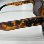 Spy + sunglasses  Photo 1