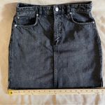 H&M  Black Denim Mini Skirt Sz 6 - Raw Hem
Grunge Style High Waisted Photo 7