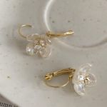 Crystal Flower Dangle Drop Earrings Gold Photo 2