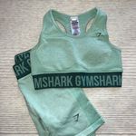 Gym Shark Set Photo 0