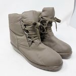 Trotters Lace Photo 7