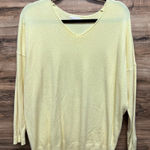Dreamers  M/L yellow top Photo 0