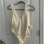 Montce Cream Rib Kim One Photo 2