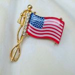 Vintage 1950’s Lucite & Rhinestone American Flag Brooch Red Photo 4