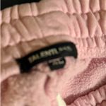 Talentless  x kylie skin  Photo 5