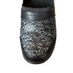 Easy Street Clogs Womens 9 Black Silver Metallic Nursing Shoes Slip Resistant Photo 4