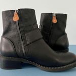 Gentle Souls by Kenneth Cole Best Slit Moto 2 Black Leather Ankle Boots Photo 4