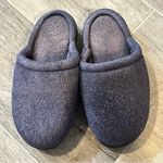 Isotoner  Women's Embroidered
Clog Deep Purple Slip Ons
6.5-7 Soft Cushioned Photo 1