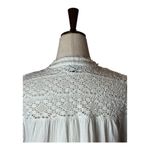 Frye  Shirt Women Medium White Cotton Lace Crochet Raw Trim Cap Sleeve Top Boho Photo 5