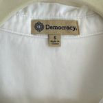 Democracy  White Denim Button Down Shirt Jacket w/ Raw Hem & Pockets, Size Small Photo 9