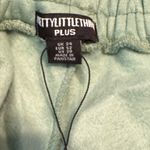 Pretty Little Thing NWT  Plus Sage Green Pocket Sweat Shorts US Size 20 Photo 4