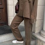 Djerf Avenue  On The Go Shirt Mocha Photo 2