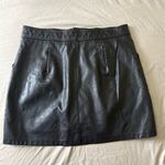 Womens Black Faux Leather Zipper Skirt Size Medium /‎ shorts underneath Photo 1