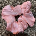 Pink hair scrunchie Photo 0