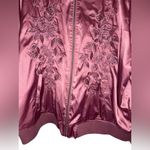 Torrid Satin Floral Embroidered Bomber Jacket Size 4 Rose Pink Photo 3