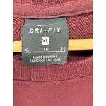 Nike  Dri-Fit Embossed Logo Sweatshirt XL Burgundy Crewneck Raglan Athleisure Photo 4