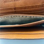 Michael Kors leather wallet Photo 1