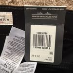 Levi's NWT 724 High-Rise Slim Straight Distressed Black Pixel Jeans Size 29x32 Photo 3