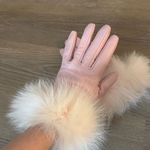 Pink cashmere lined leather gloves with rabbit fur trim Photo 1
