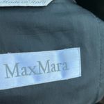 Max Mara  MADE IN ITALY Womens Blazer 100% Virgin Wool. Size 8
Classic Jacket Photo 12