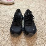 on cloud  Running Shoes Photo 2