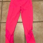 Lilly Pulitzer Womens  fluorescent pink athletic leggings with scallops Photo 0