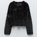ZARA Sweater M Faux Fur Quilted Cropped Pullover Black Long Sleeve Boxy Fuzzy Photo 0