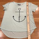 Chin Up Apparel  vneck short sleeve tee shirt size large . Photo 5