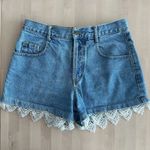 Vintage Denim Shorts with lace trim Waist 31'' USA made Blue Photo 4