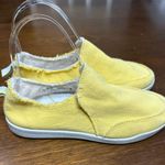 Vionic Beach Malibu Slip On Shoes Women 5 Colorful Bright Comfy Casual Travel Yellow Photo 2